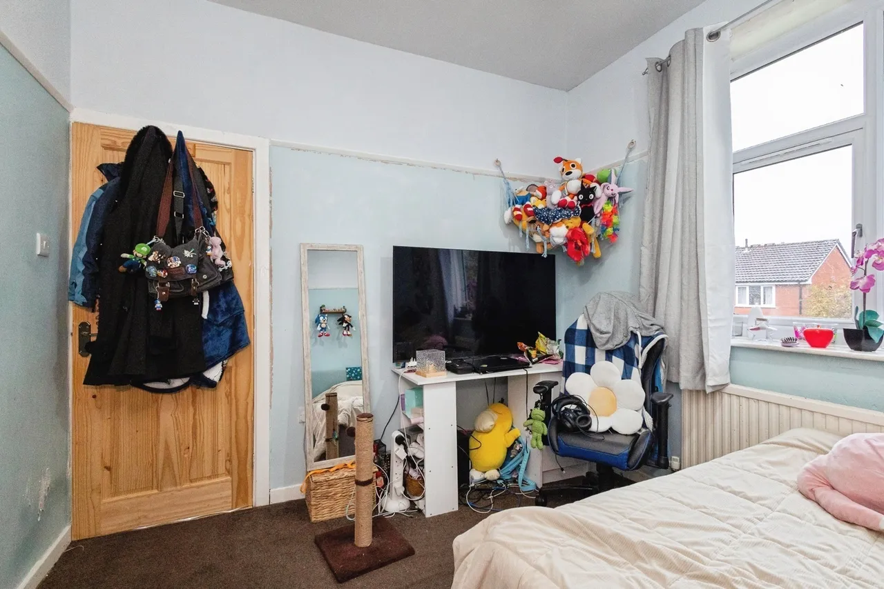 Town Lane, Denton, M34, photo 11