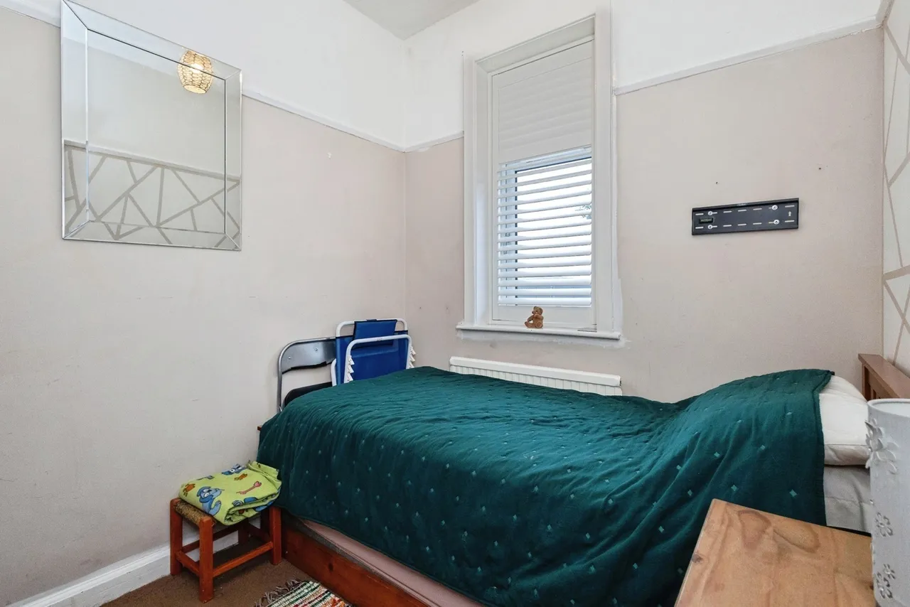 Town Lane, Denton, M34, photo 12