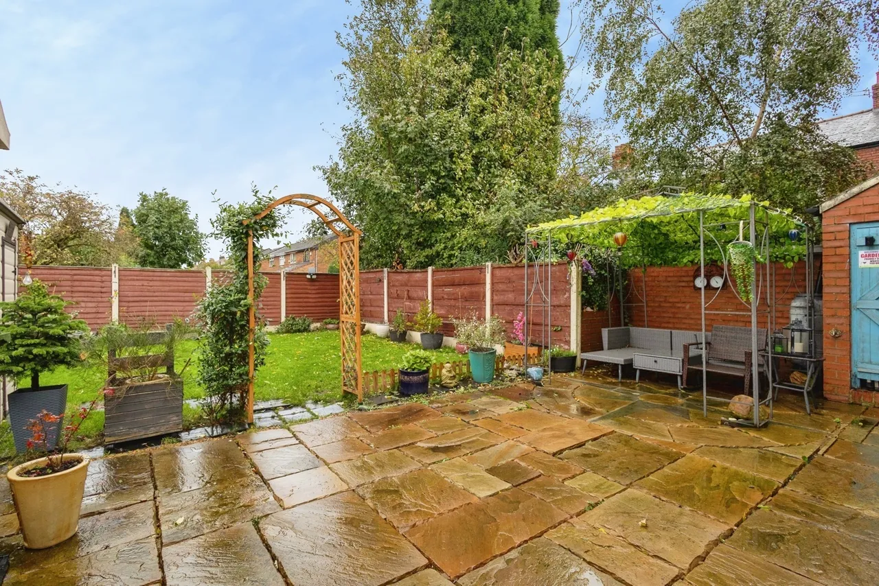 Town Lane, Denton, M34, photo 15