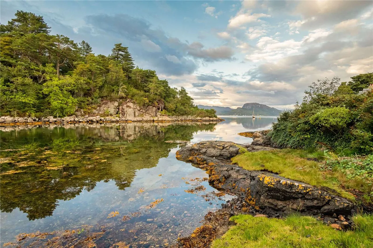 The Pink House, Cooper Street, Plockton, Highland, IV52 8TJ, photo 8