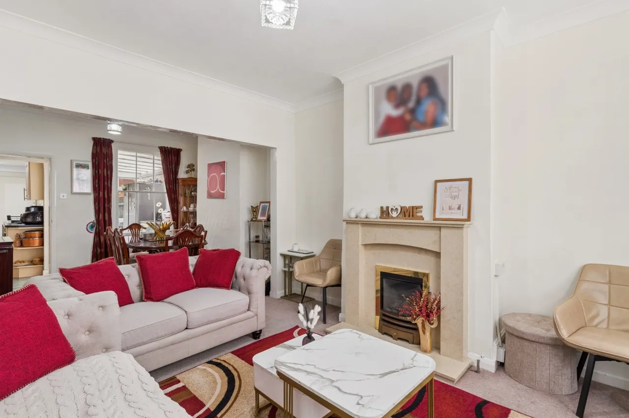 Avenue Road, St Neots, PE19, photo 6