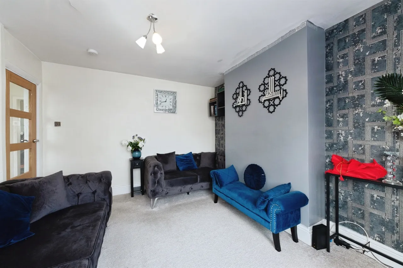 Fox Hollies Road, Hall Green, Birmingham, photo 5