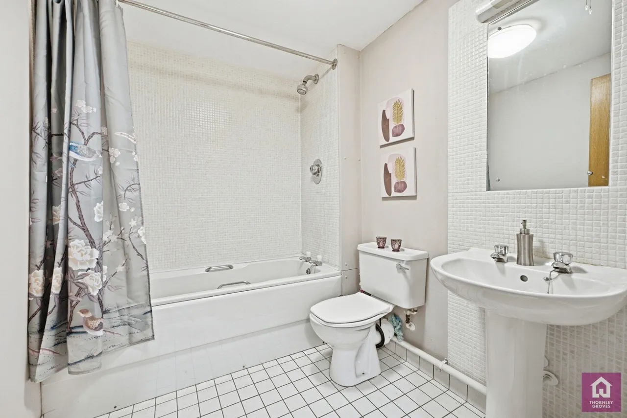 Whitworth Street, Piccadilly, M1, photo 13