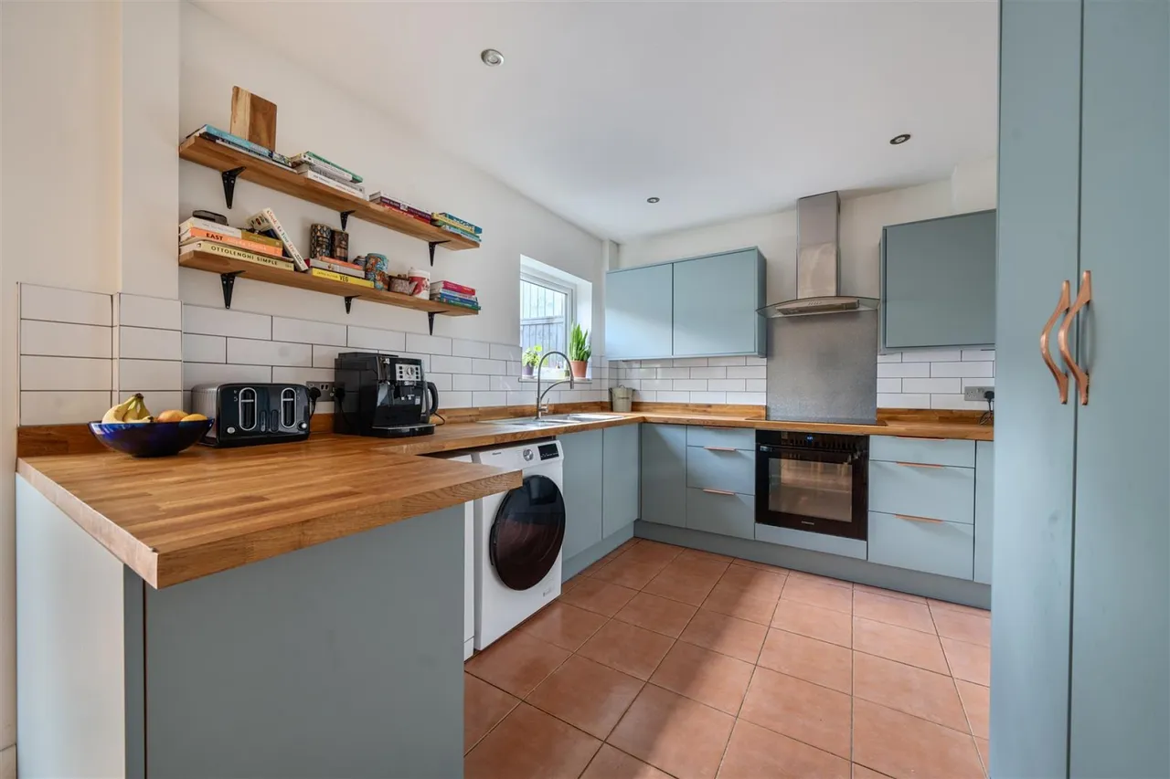 Hungerford Gardens, Brislington, BS4, photo 9
