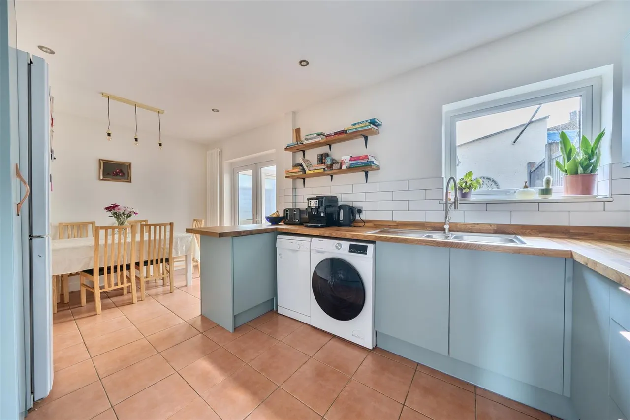 Hungerford Gardens, Brislington, BS4, photo 5