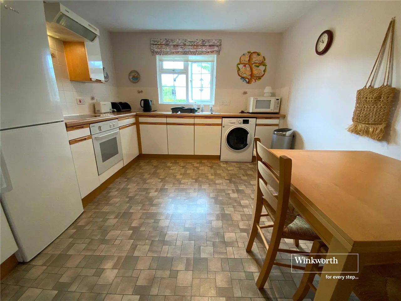 Wentworth Drive, Christchurch, Dorset, BH23, photo 2