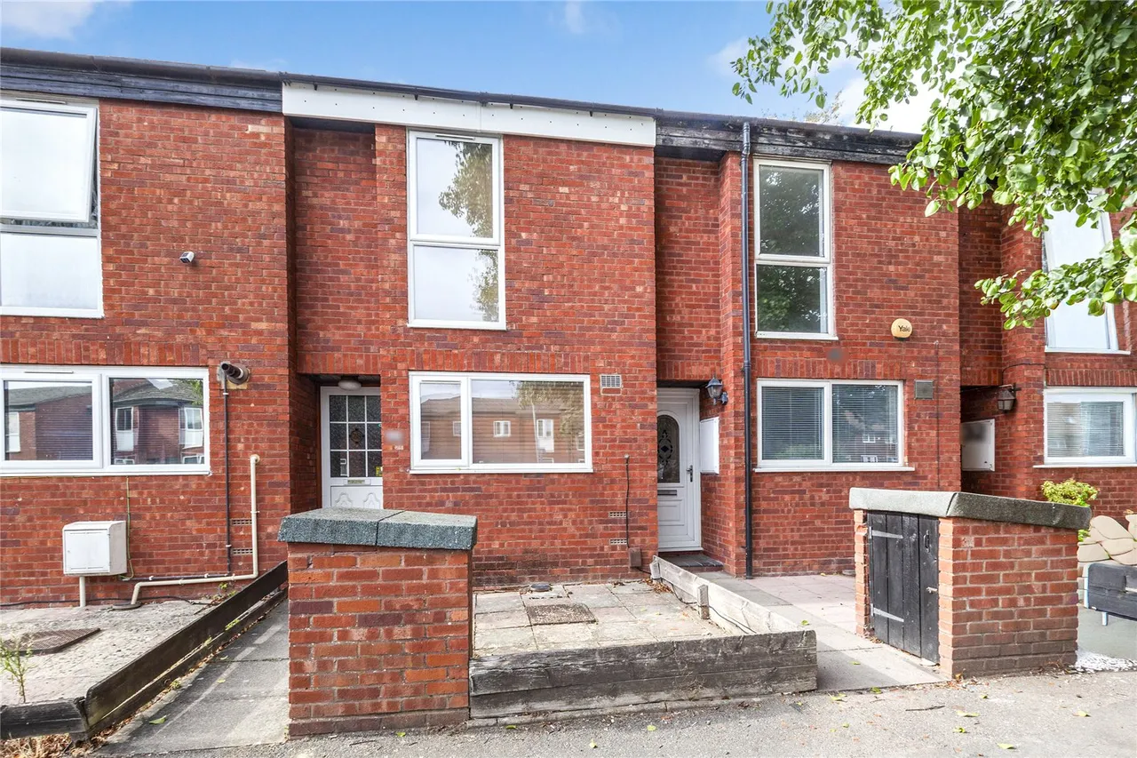 Dawson Close, Hayes Fees Apply, UB3, photo 19