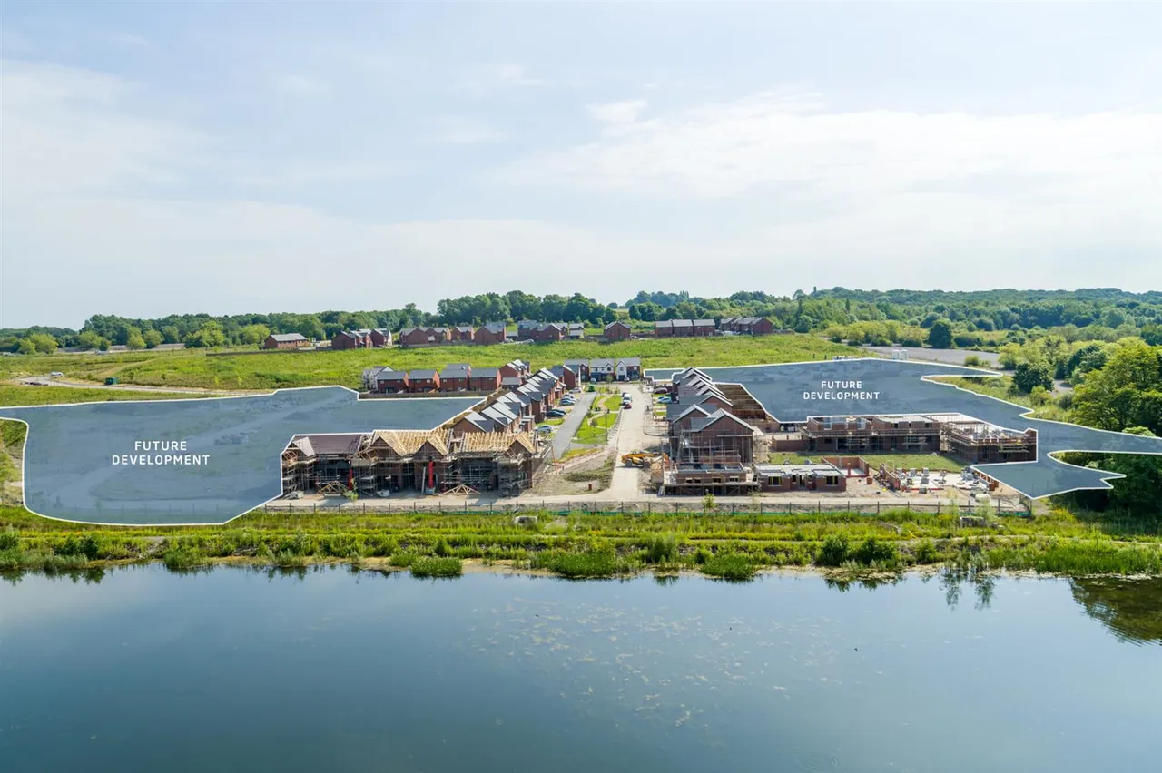 Shipley Lakeside, Shipley, DE75, photo 8