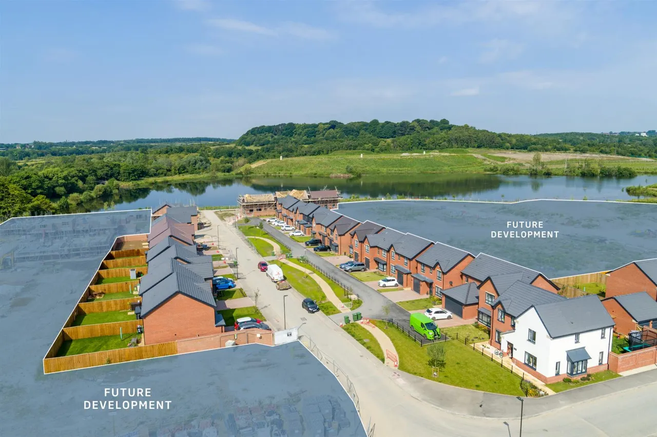 Shipley Lakeside, Shipley, DE75, photo 9