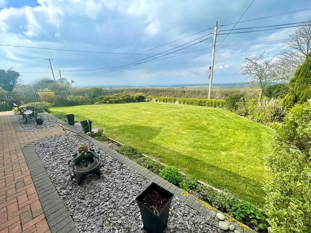 Mydroilyn, Lampeter, SA48, photo 24
