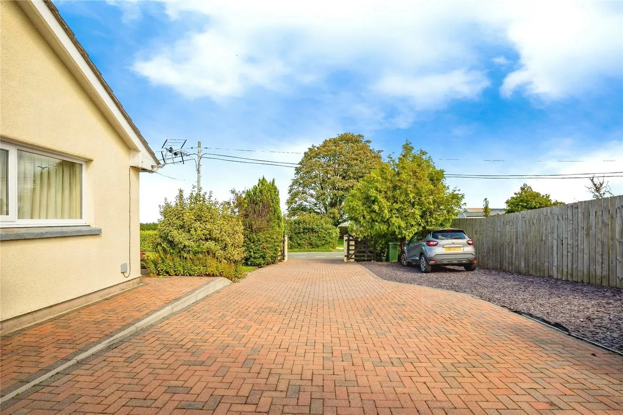 Mydroilyn, Lampeter, SA48, photo 30