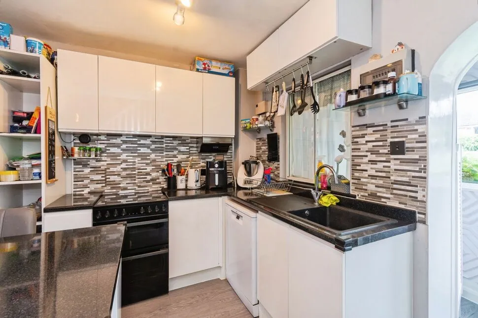 Rusham Road, Egham, Surrey, TW20, photo 6