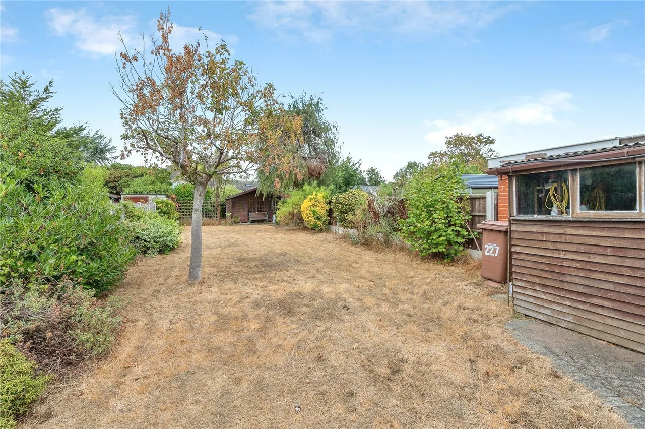 Long Lane, Grays, Essex, RM16, photo 2