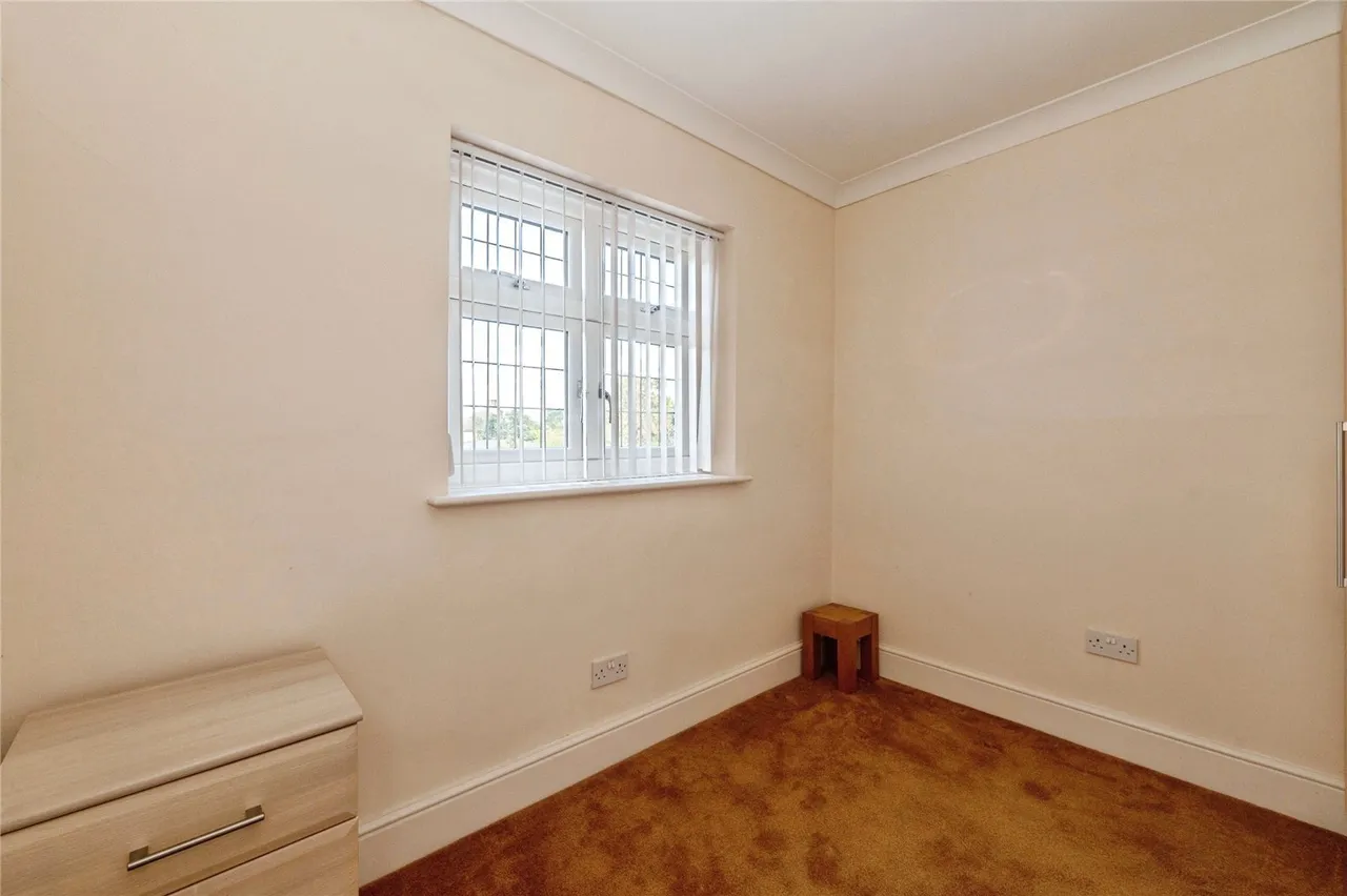 Long Lane, Grays, Essex, RM16, photo 15