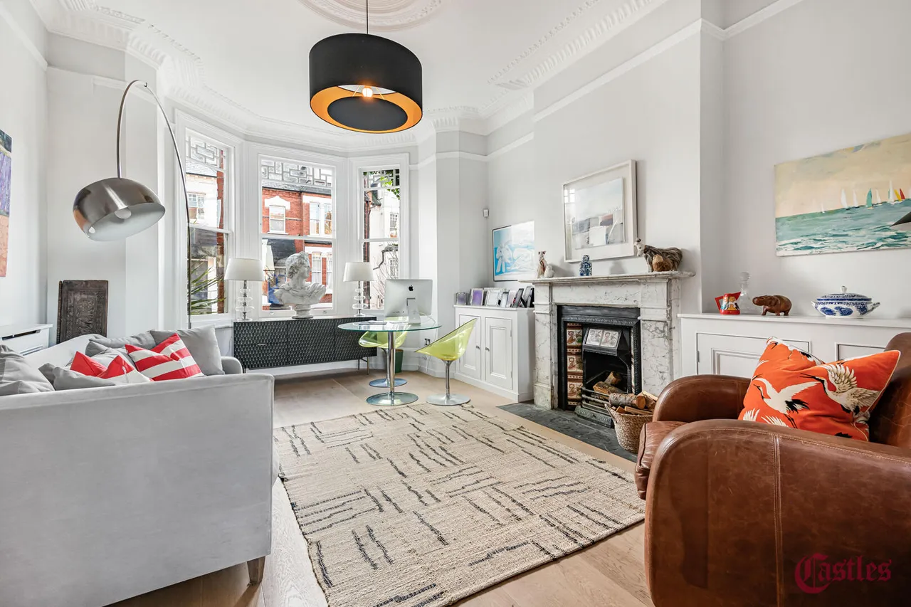 Dickenson Road, N8, photo 11