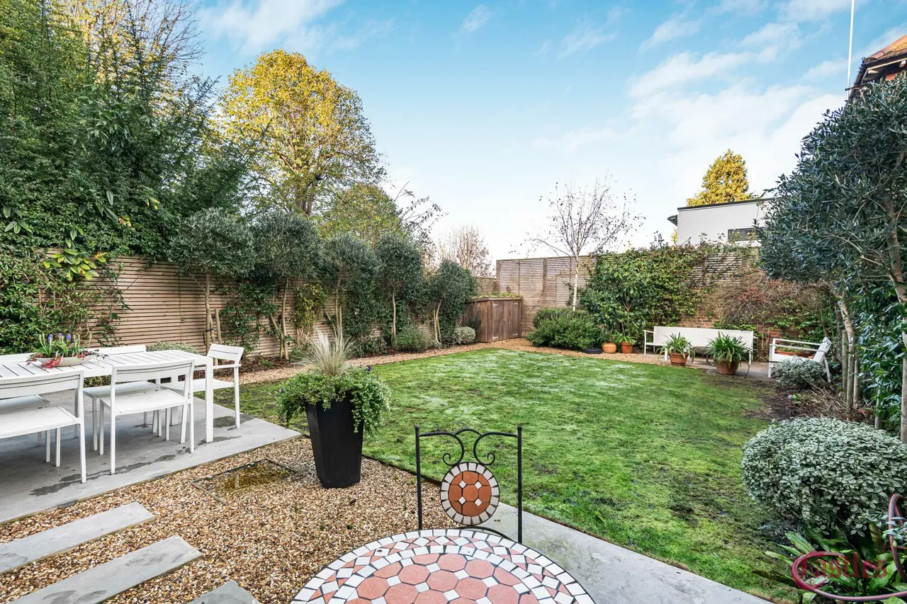 Dickenson Road, N8, photo 9