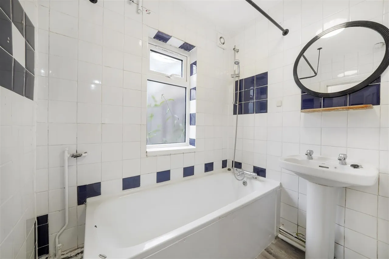 Herga Road, Harrow, HA3, photo 9