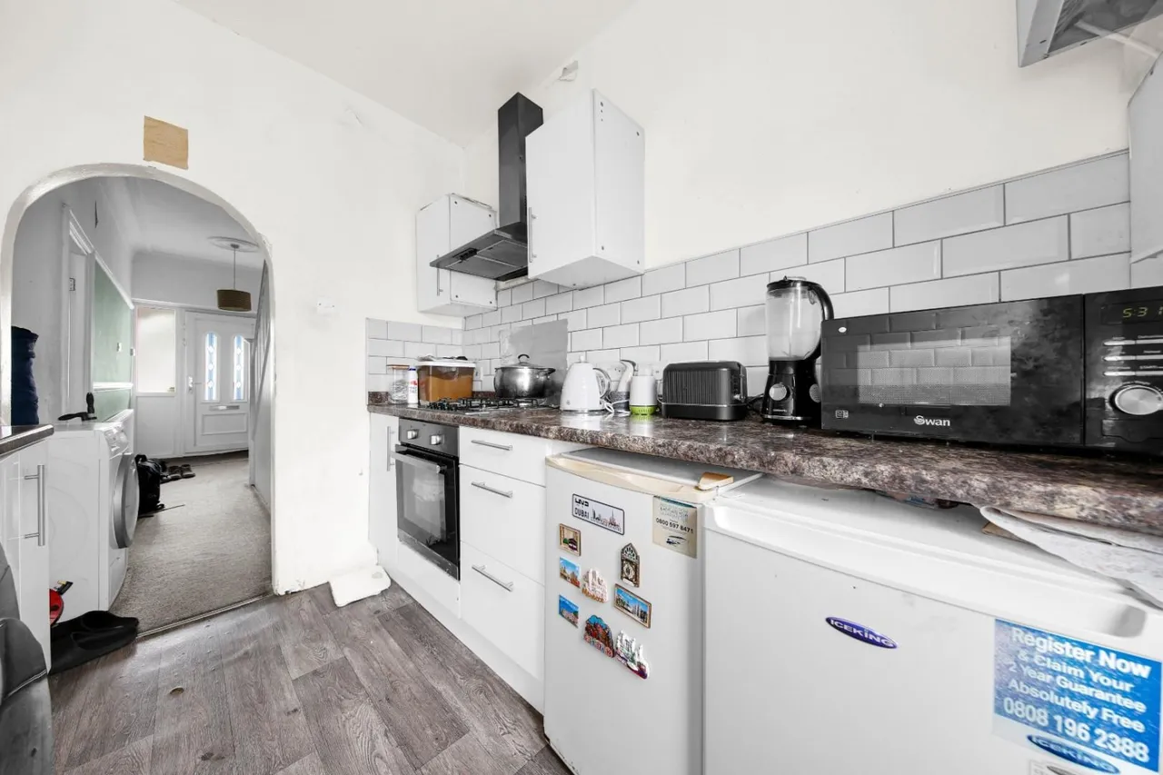 Whalebone Lane North, Chadwell Heath, RM6, photo 9
