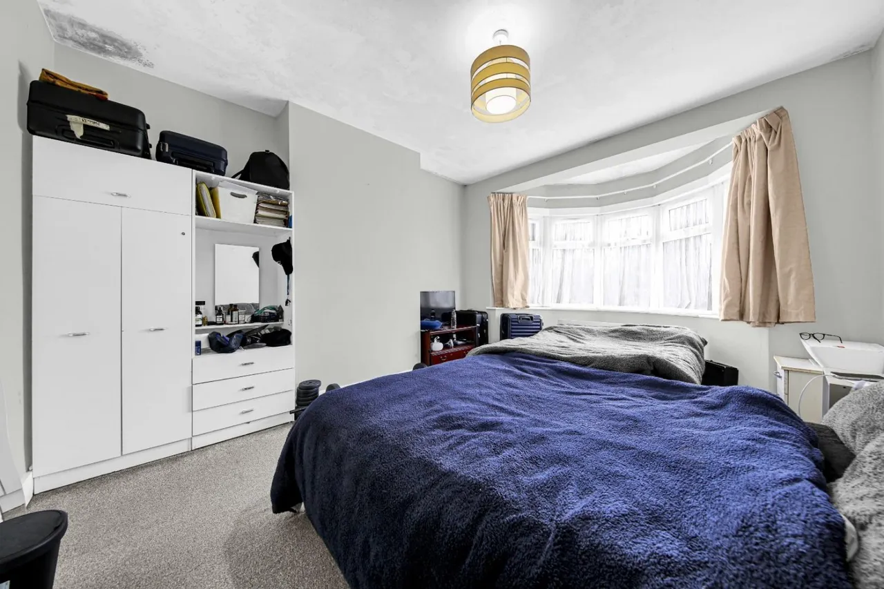 Whalebone Lane North, Chadwell Heath, RM6, photo 13