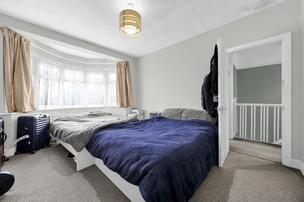 Whalebone Lane North, Chadwell Heath, RM6, photo 14