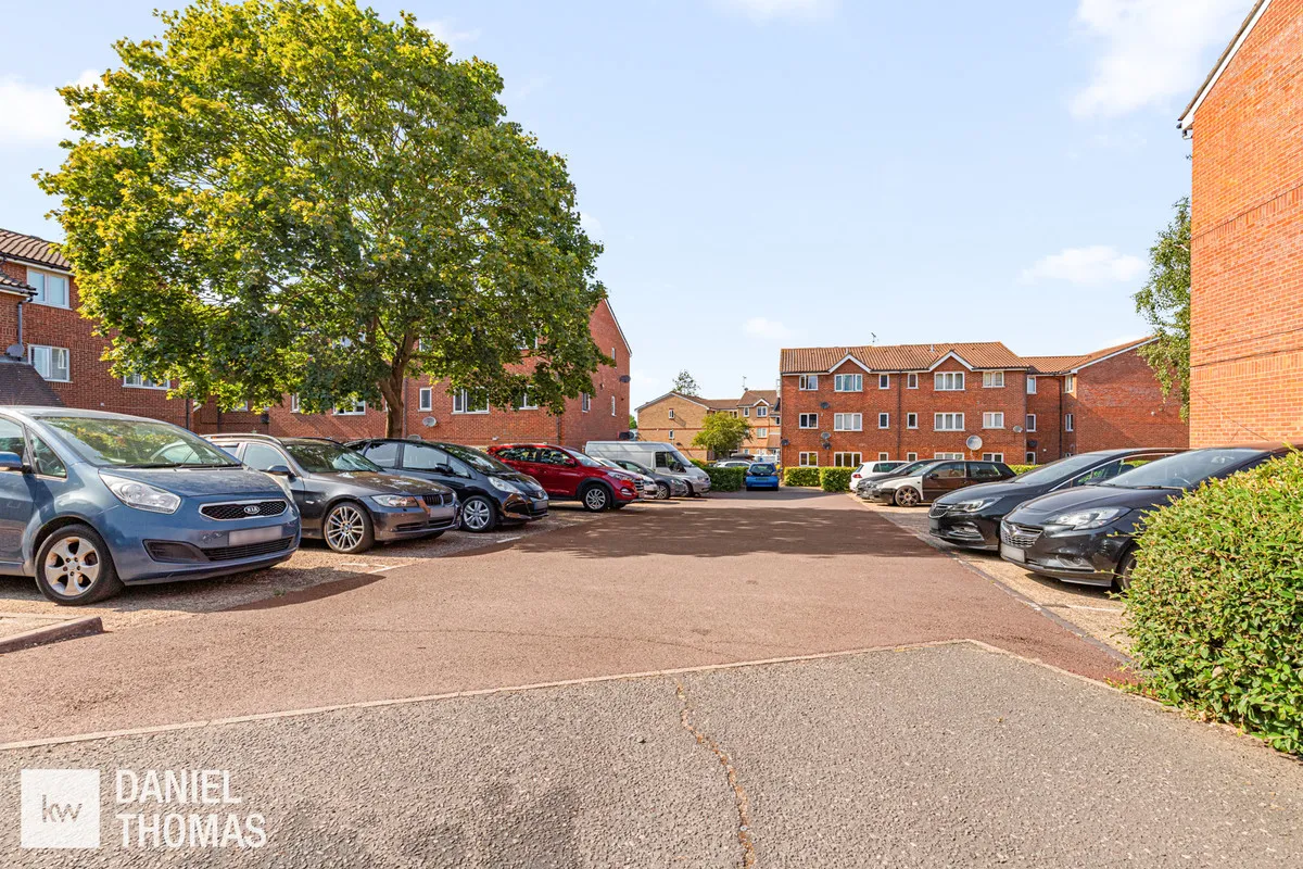 Howard Close, Waltham Abbey, EN9, photo 10