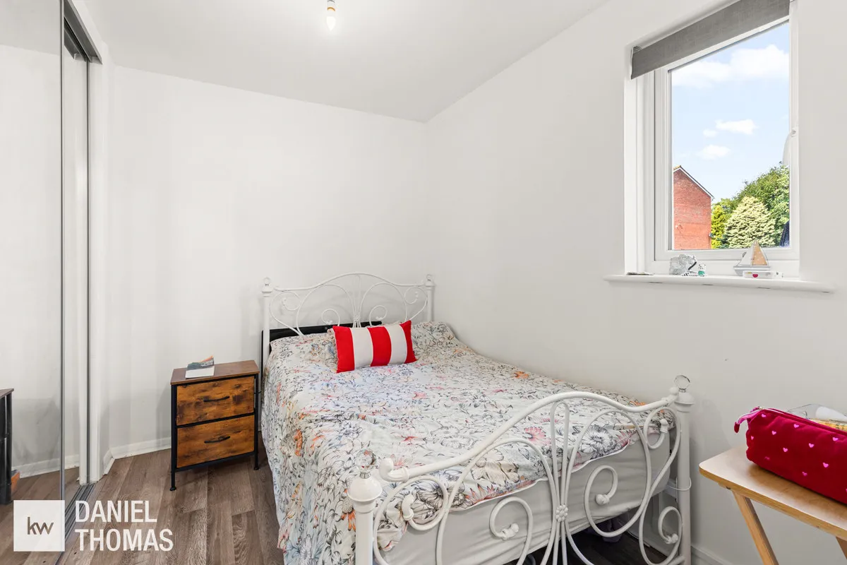 Howard Close, Waltham Abbey, EN9, photo 8