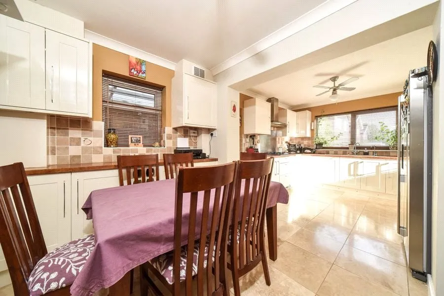 Fowler Close, Earley, RG6, photo 5