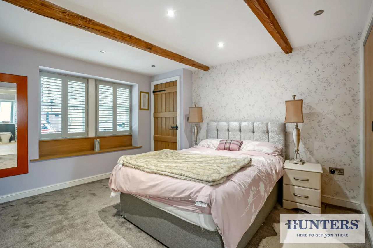 Town Street, Rawdon, LS19, photo 8