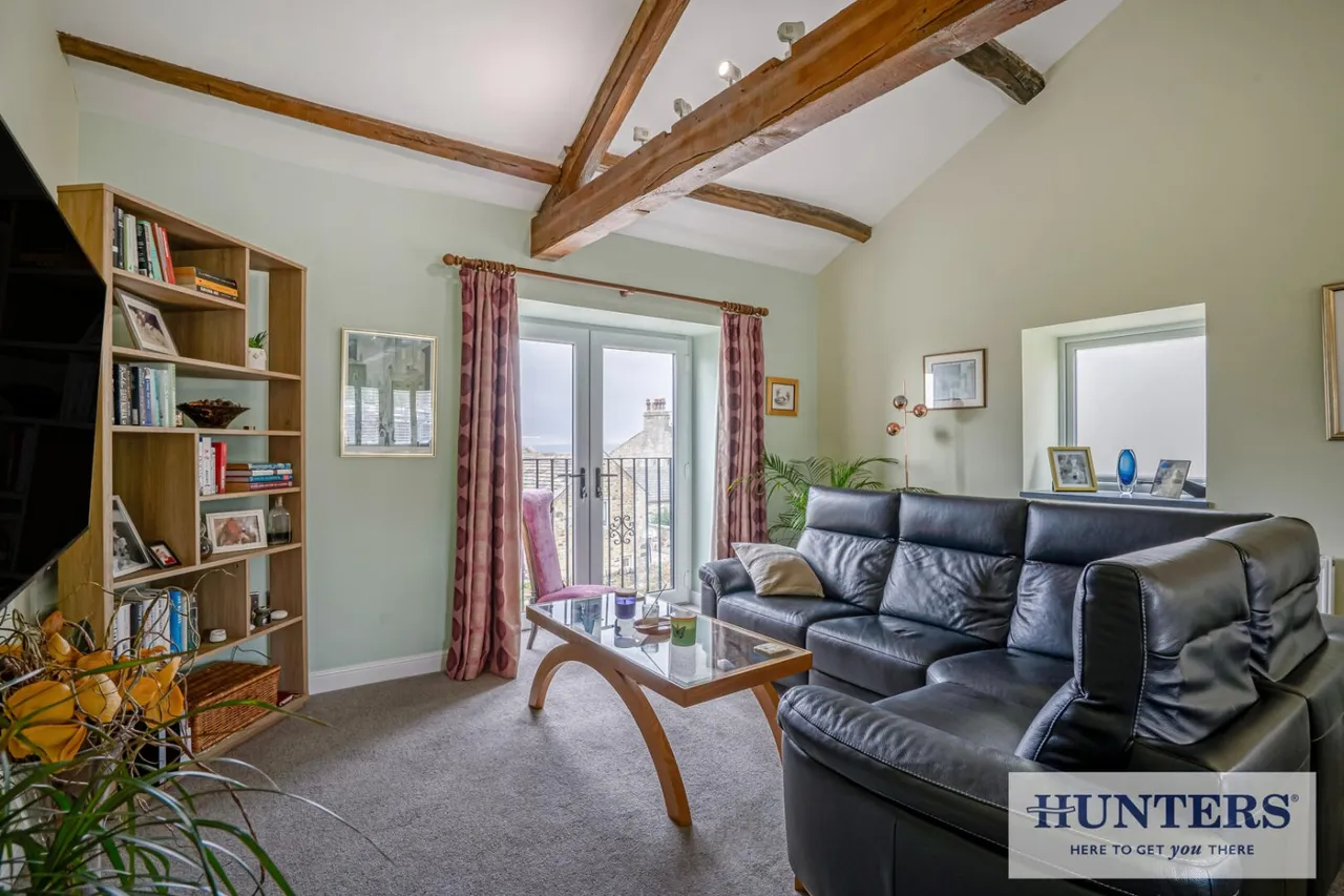 Town Street, Rawdon, LS19, photo 2