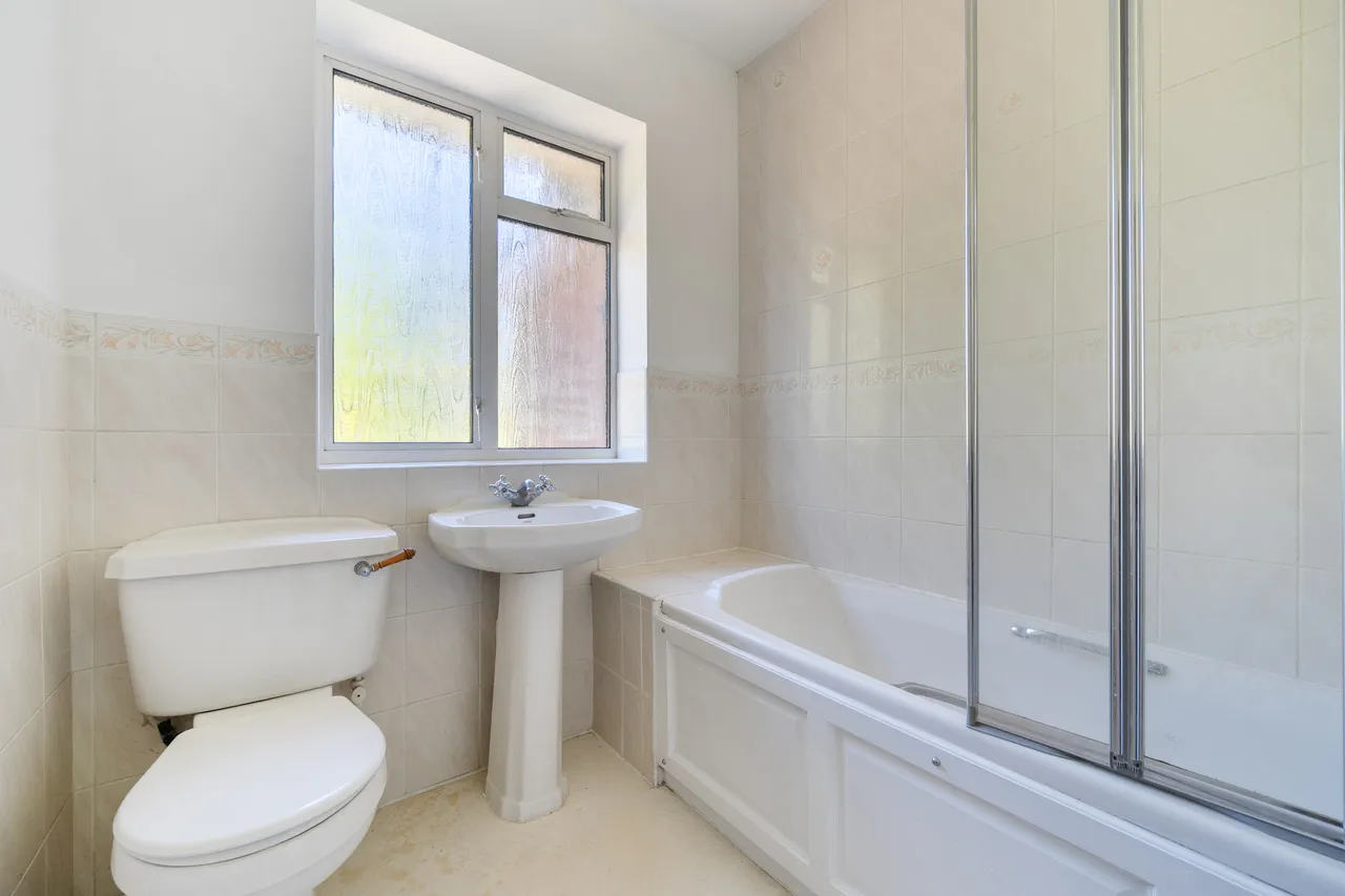 Poyle Lane, Burnham, SL1, photo 9