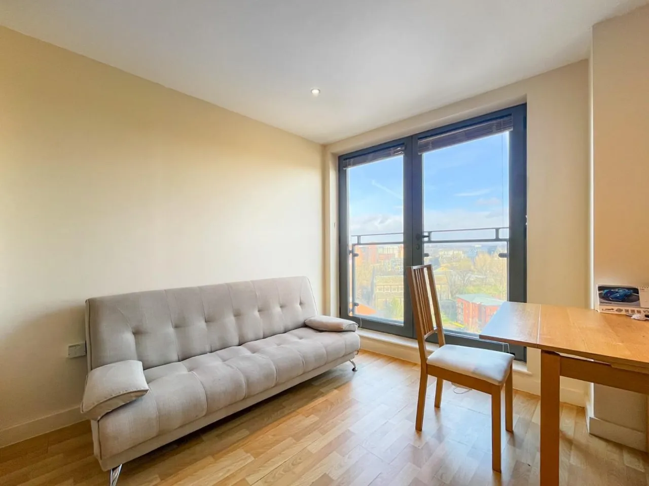 1 bed flat to rent, Cross Green Lane, Leeds, LS9