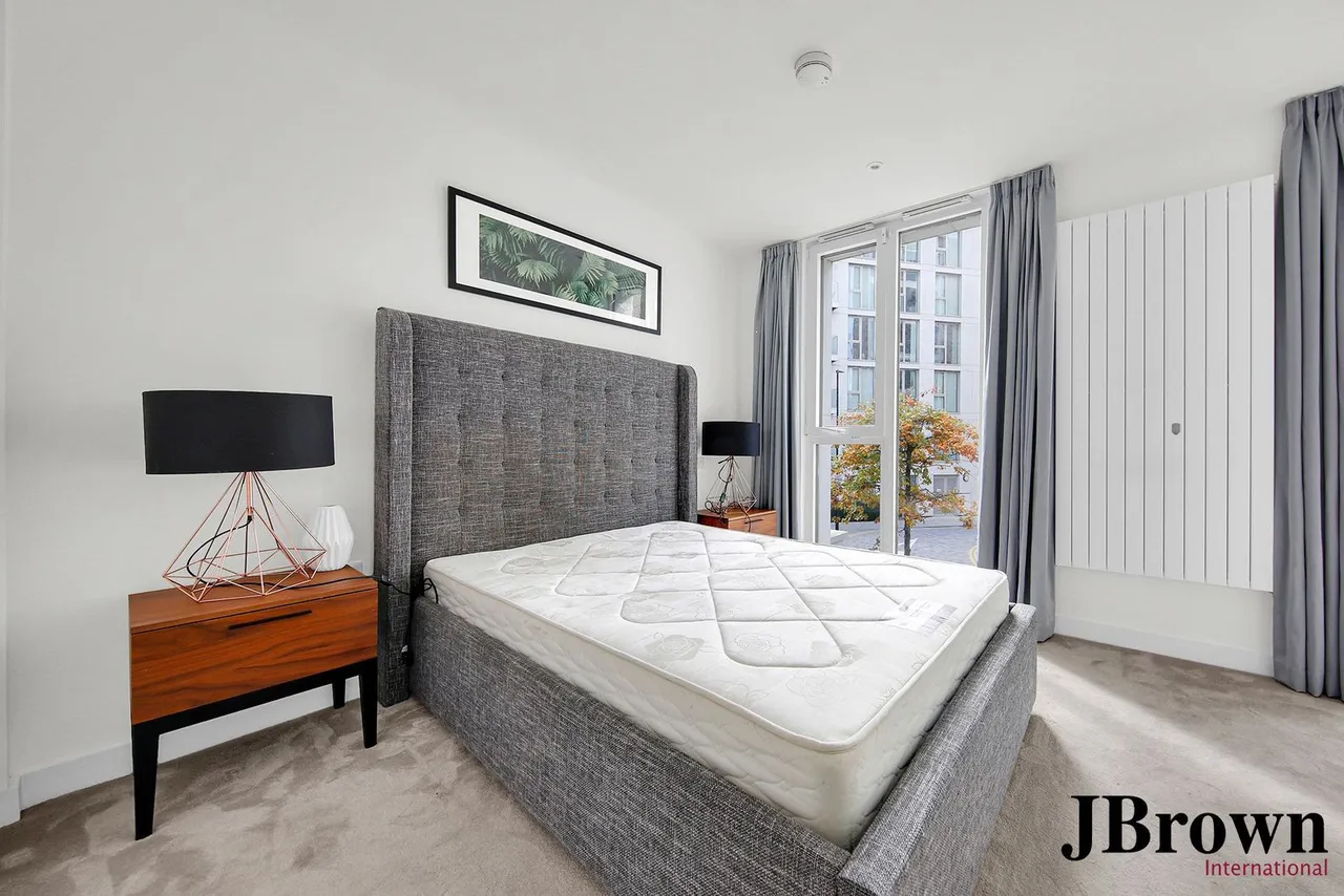 Admiralty Avenue, London, E16, photo 19