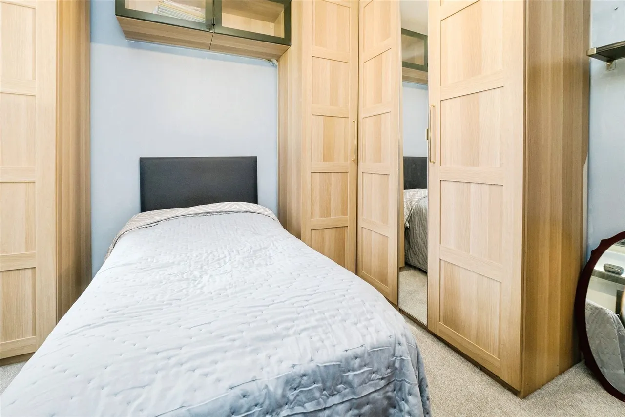 Caledon Road, East Ham, London, E6, photo 20