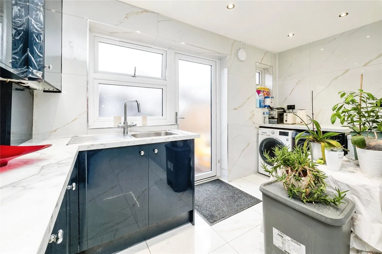Caledon Road, East Ham, London, E6, photo 10