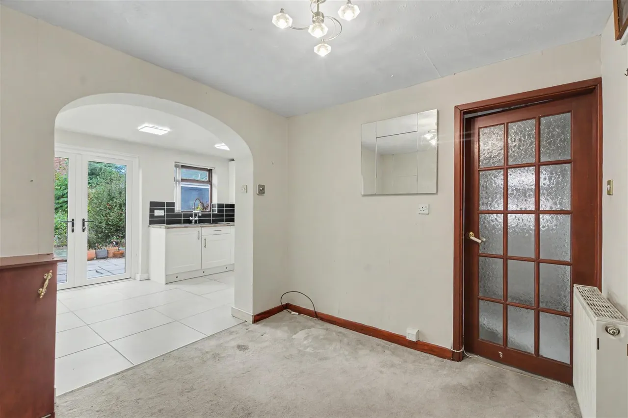 Elswick Drive, Beeston, NG9, photo 6