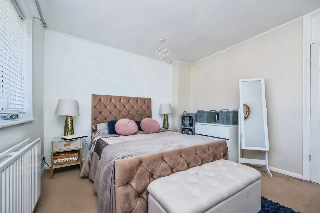 Waterdown Road, Clifton, Nottingham, NG11, photo 11