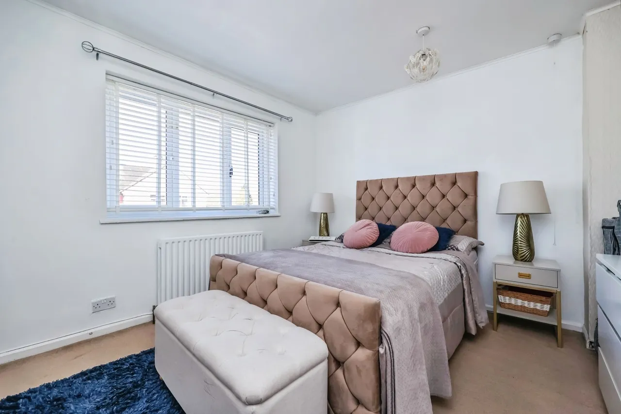Waterdown Road, Clifton, Nottingham, NG11, photo 10