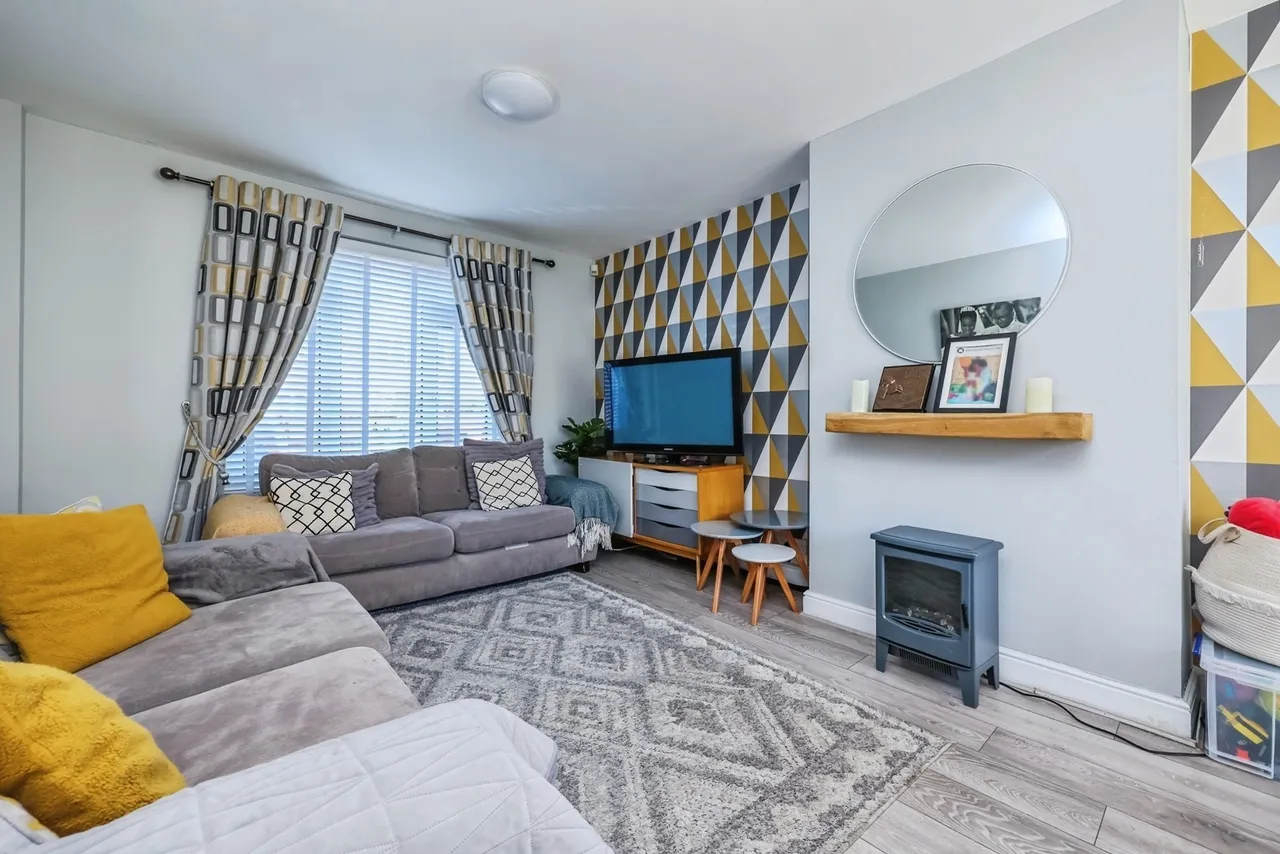 Waterdown Road, Clifton, Nottingham, NG11, photo 6