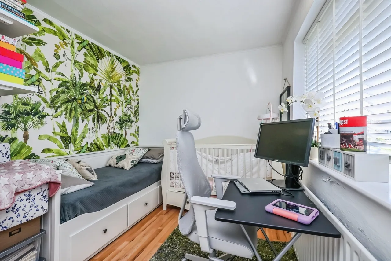 Waterdown Road, Clifton, Nottingham, NG11, photo 12