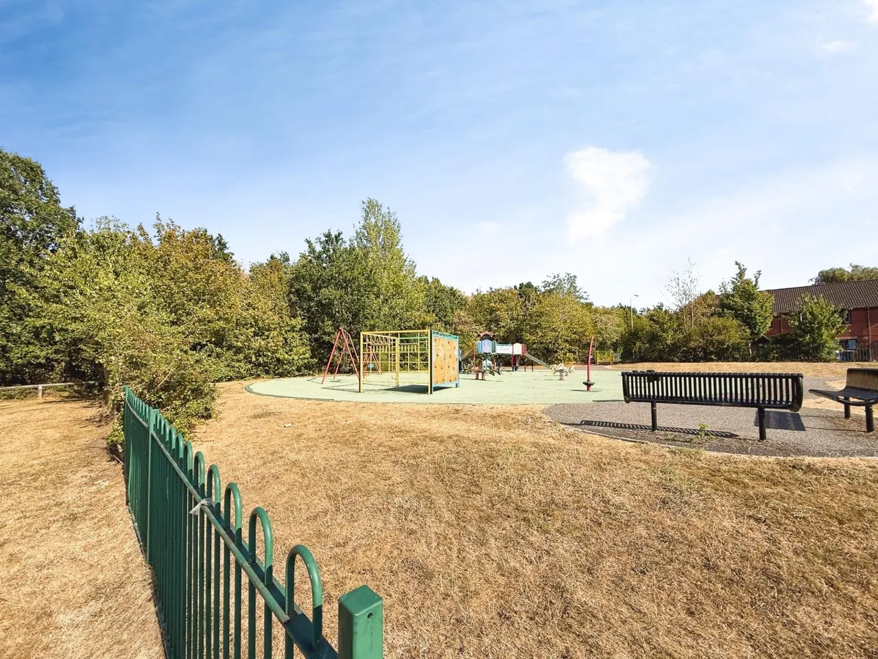 Miners Way, Telford, TF2, photo 16