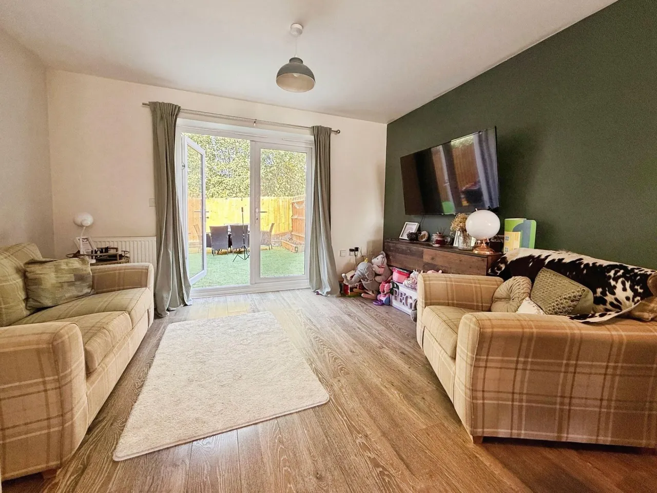 Miners Way, Telford, TF2, photo 2