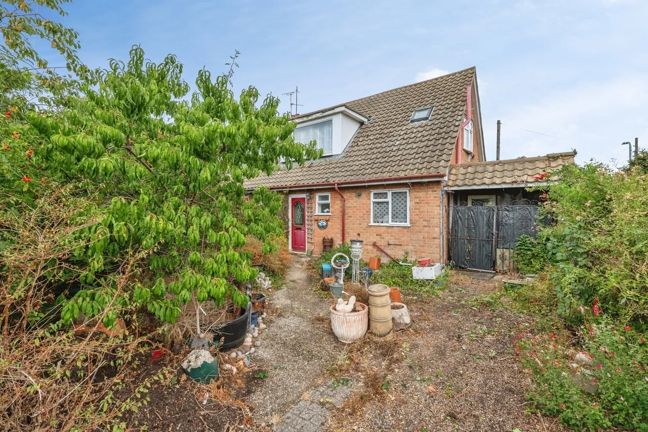 Westbury, ROCHFORD, Essex, SS4, photo 27