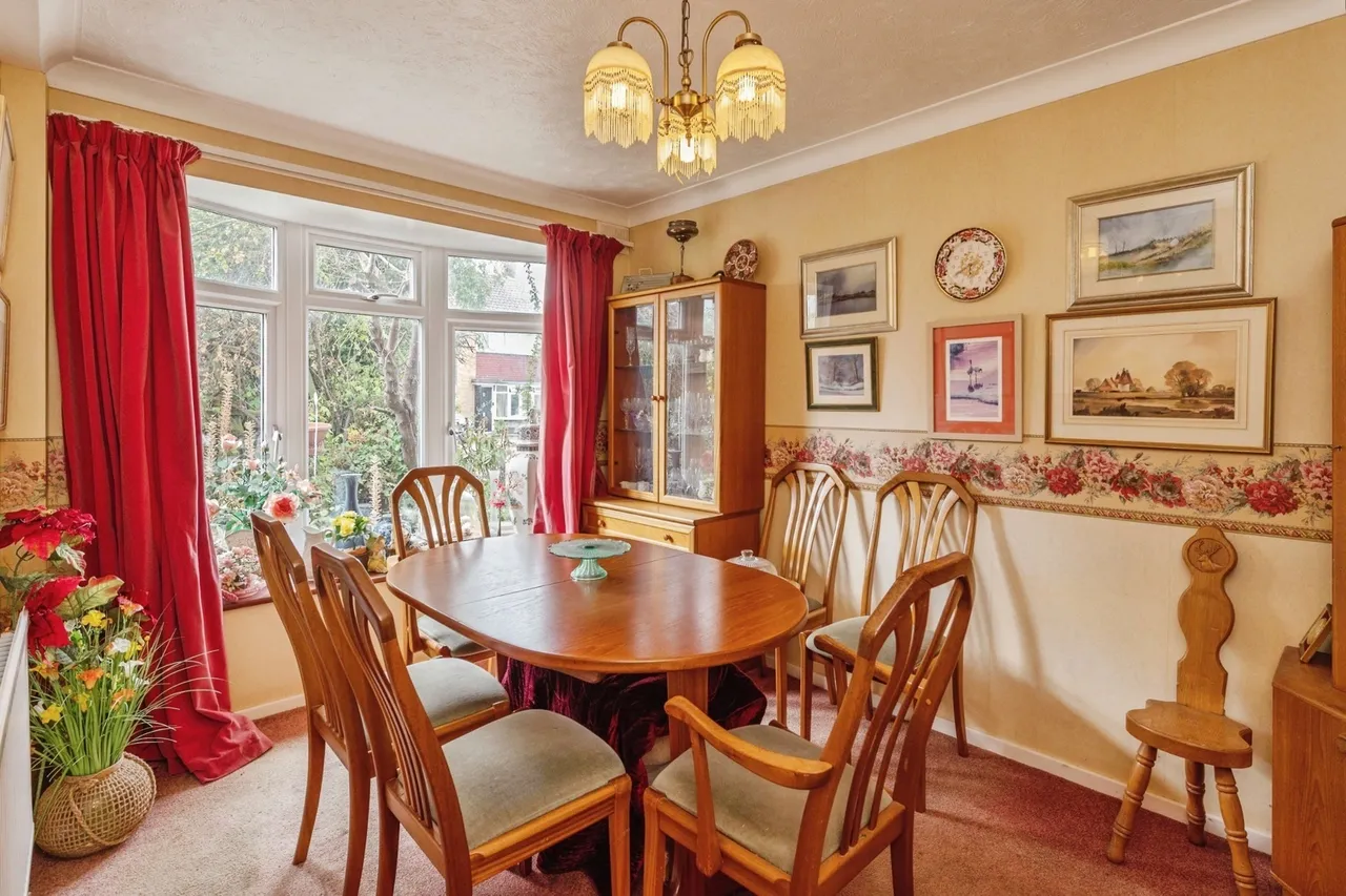 Westbury, ROCHFORD, Essex, SS4, photo 8