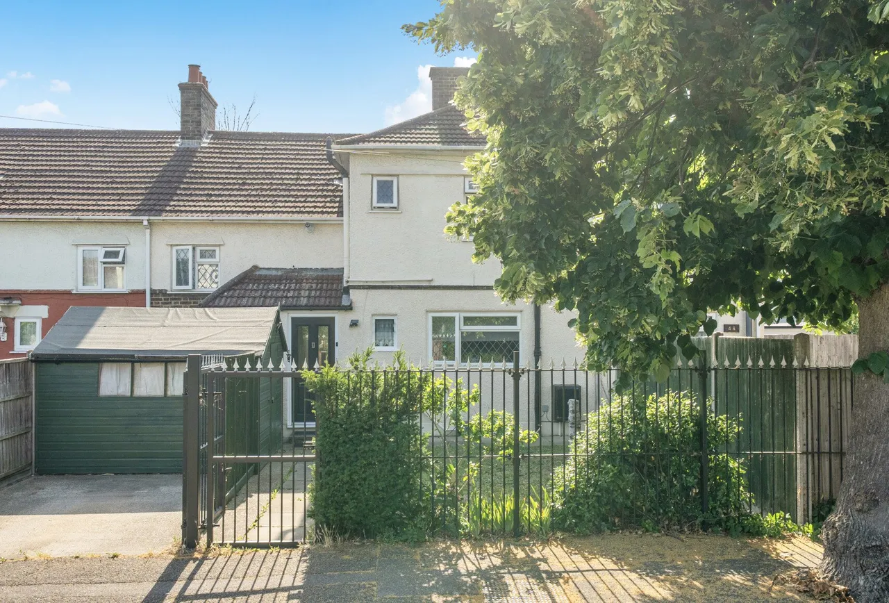 Camomile Avenue, Mitcham, CR4 3HT, photo 20