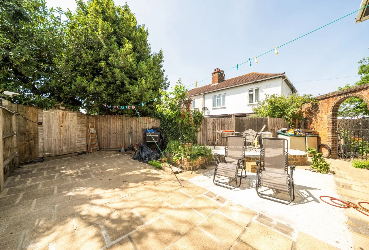 Camomile Avenue, Mitcham, CR4 3HT, photo 4