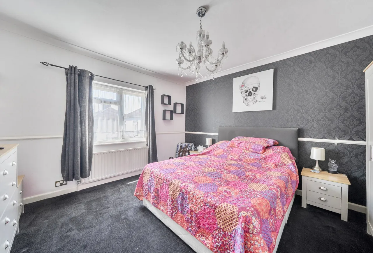 Camomile Avenue, Mitcham, CR4 3HT, photo 22