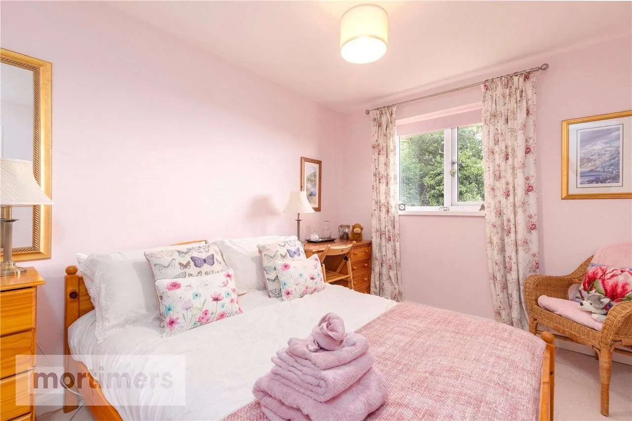 Hollowhead Avenue, Wilpshire, BB1, photo 17