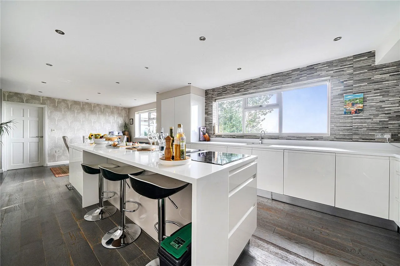 Hollowhead Avenue, Wilpshire, BB1, photo 9