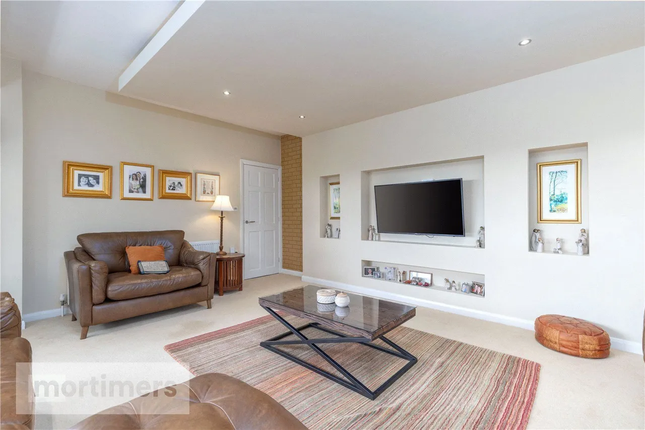 Hollowhead Avenue, Wilpshire, BB1, photo 6