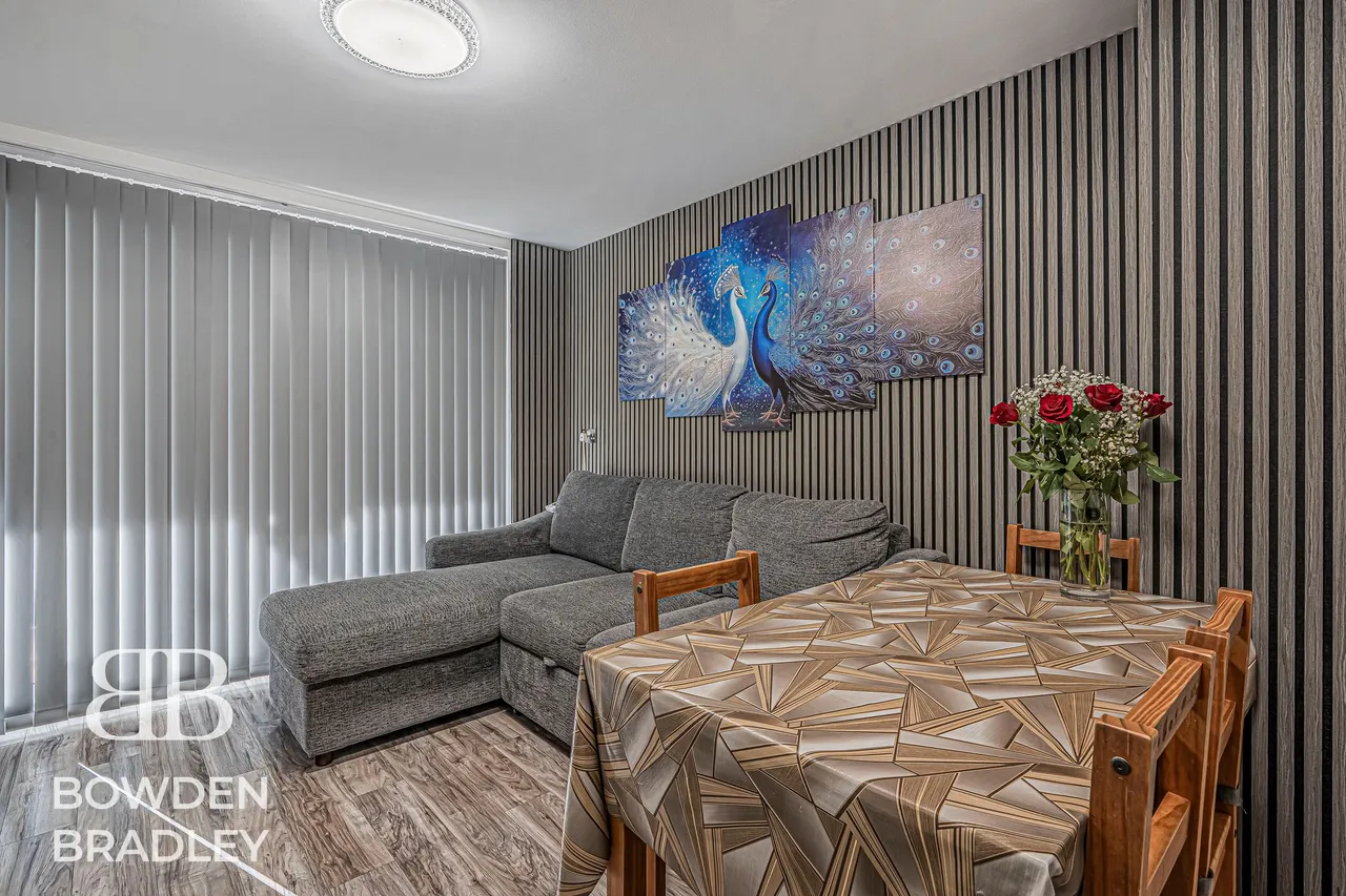 Walden Way, Hainault, IG6, photo 5